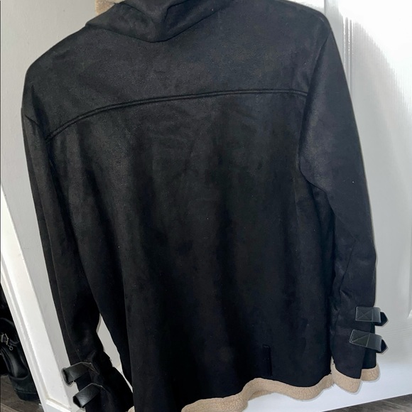 Suede jacket 🧥 - Picture 2 of 2